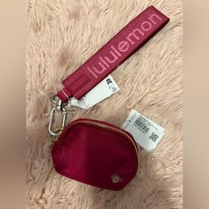 Lululemon Everywhere Belt Bag color: Nano Berry Rumble/Gold w/ keychain NWT